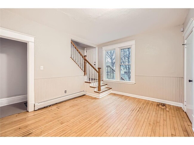 Building Photo - 1156 Marion St