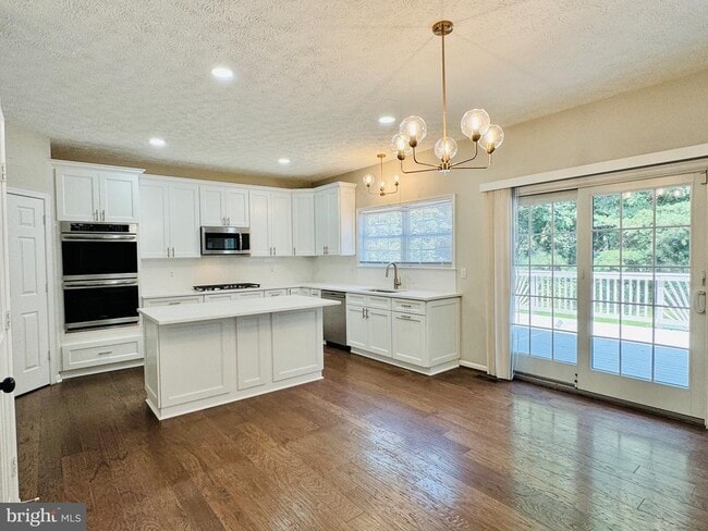 Building Photo - 52 Lightfoot Dr