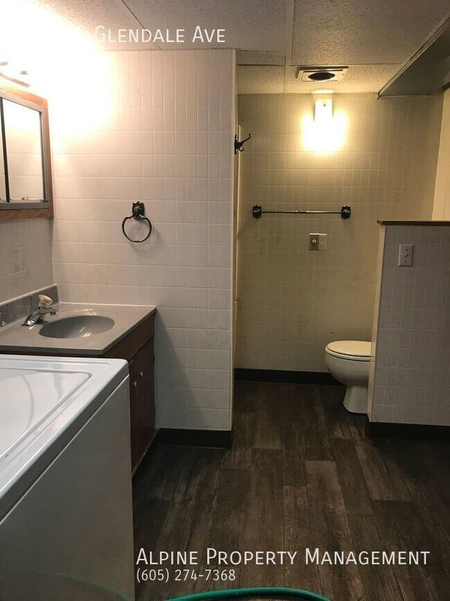 Building Photo - 3 Bed/2 Bath House For Rent!!