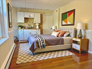 Building Photo - 9 Bowdoin St