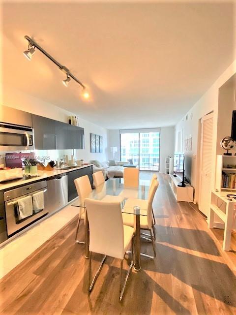 Building Photo - 31 SE 6th St