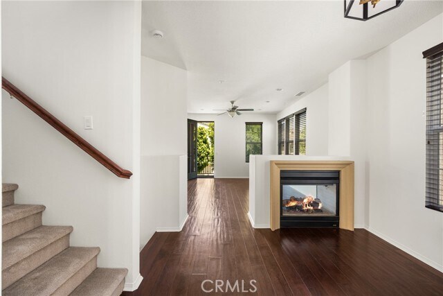 Building Photo - 125 Tall Oak