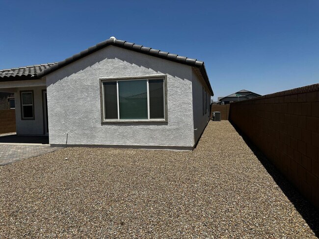 Building Photo - 3269 E Baler Dr