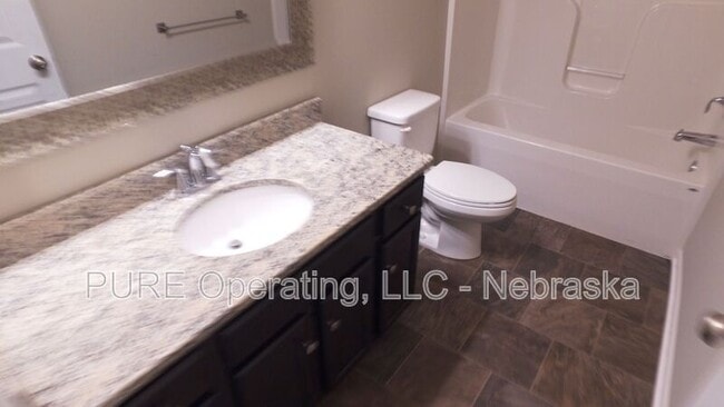 Building Photo - 16513 Heather St