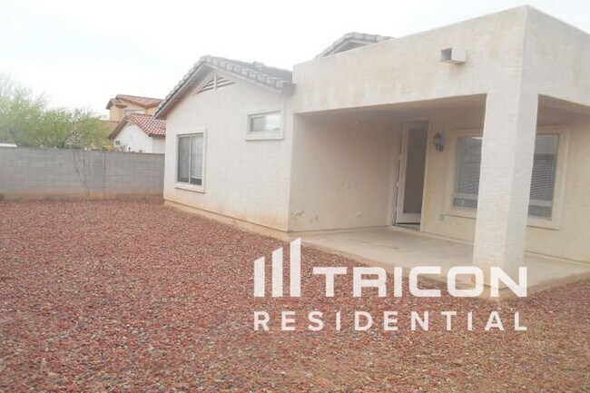 Building Photo - 7215 S 38th Dr