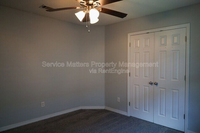 Building Photo - 5079 Cocoa Dr