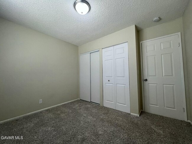 Building Photo - 11340 E Avenue R