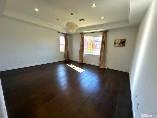 Building Photo - 2070 Blue Boy Ln