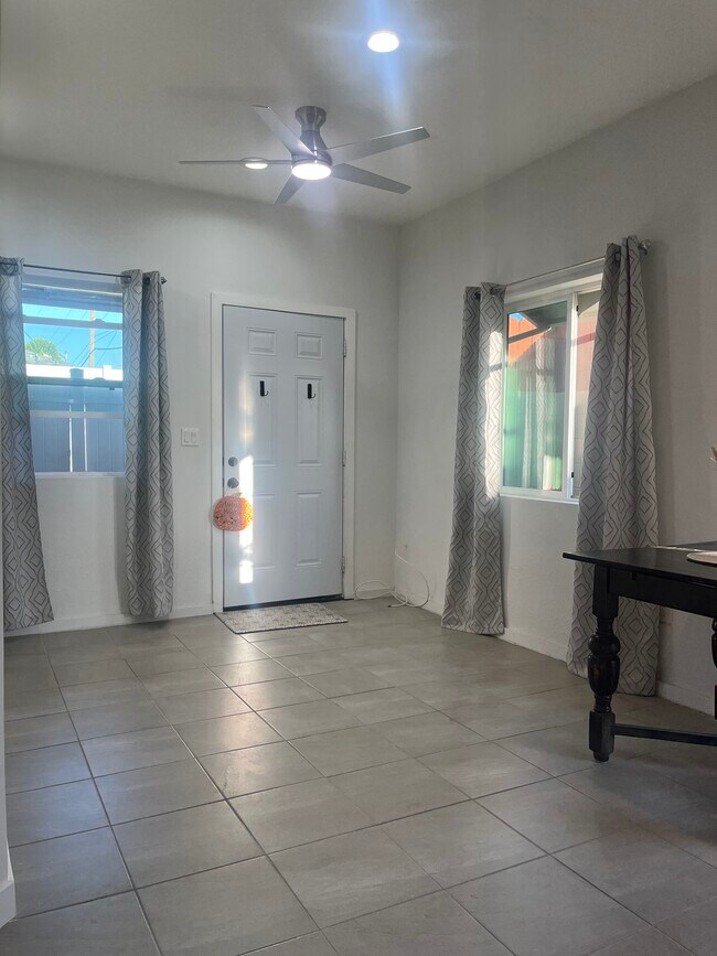 Building Photo - 16549 San Jose St