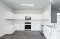 Building Photo - 823 Frontera Ct