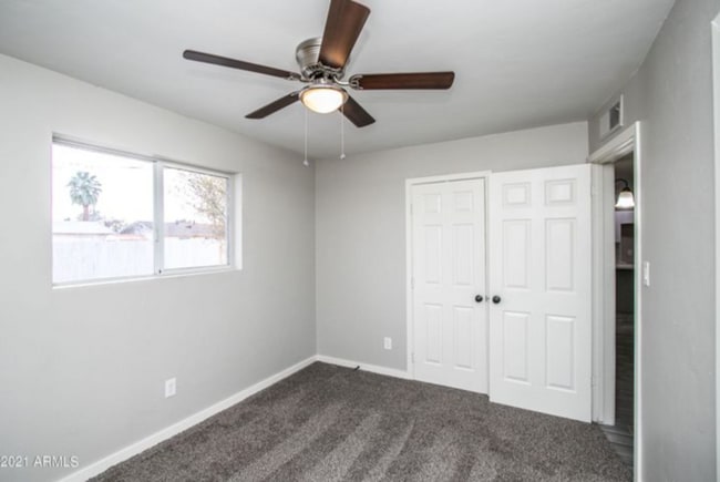 Building Photo - Beautiful remodel home near ASU