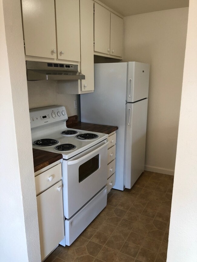 Building Photo - 2 B/D 1 B/A  in Marysville - COMING SOON! ...
