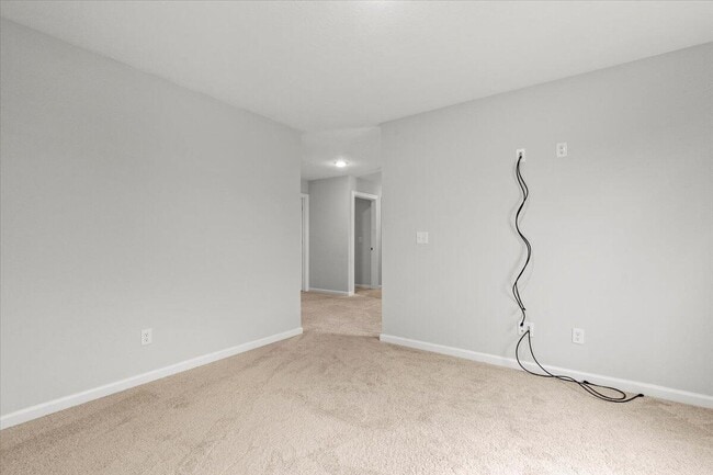 Building Photo - 239 Prominence Dr