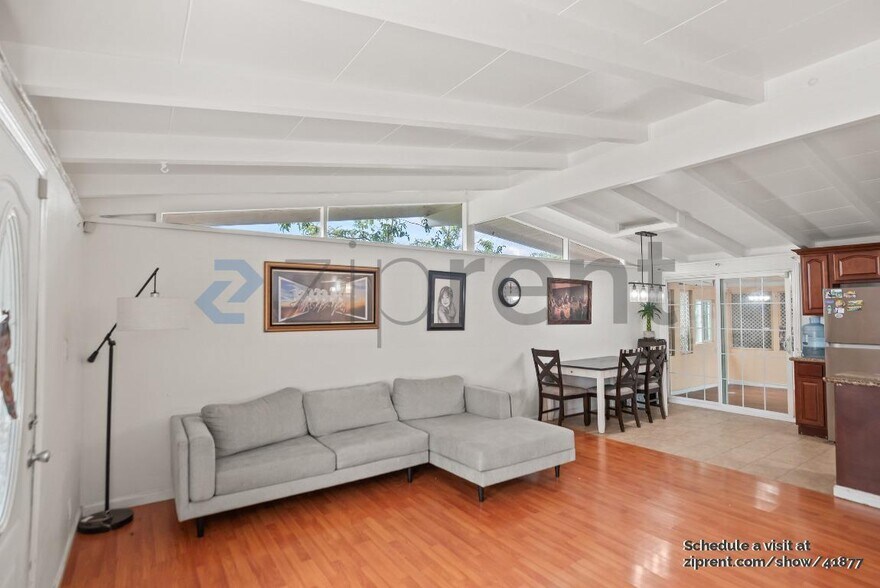 Building Photo - 28179 Tampa Ave