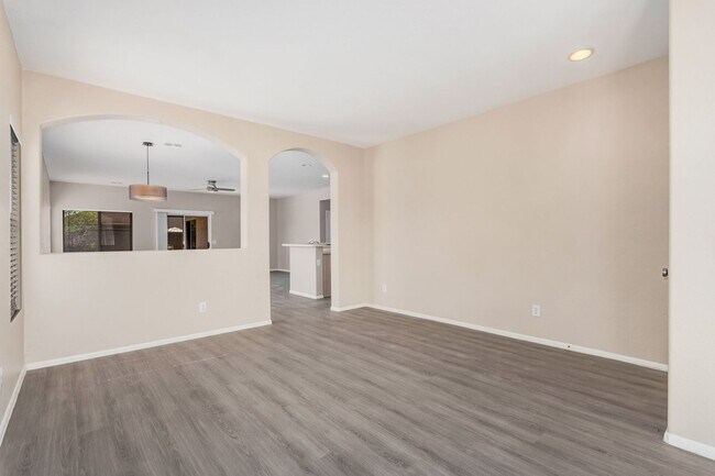 Building Photo - Newly Renovated 3-Bedroom Home in Gilbert