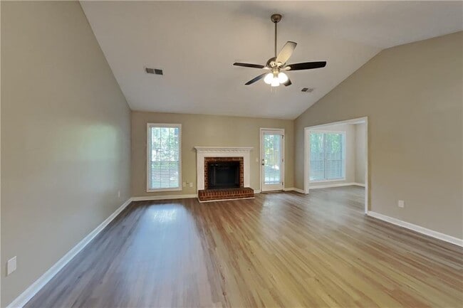 Building Photo - 1721 Omie Way