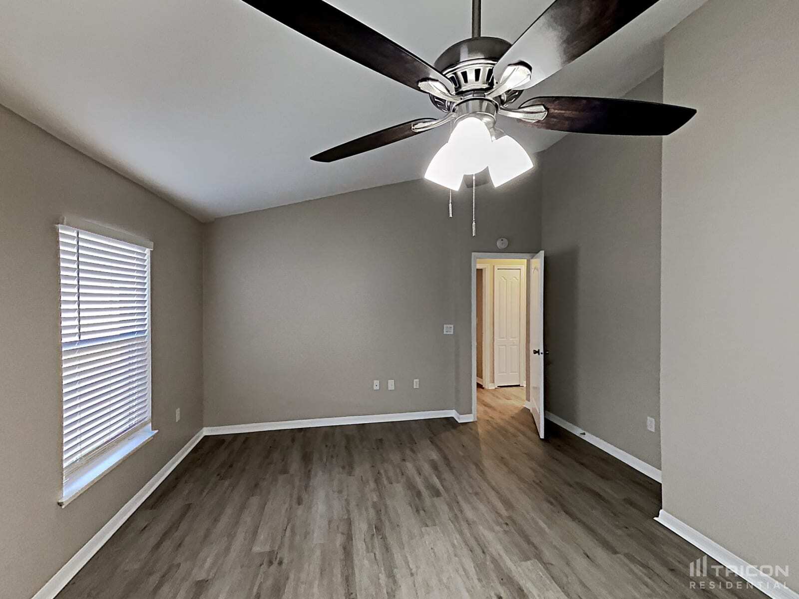 Building Photo - 1371 Winged Foot Dr