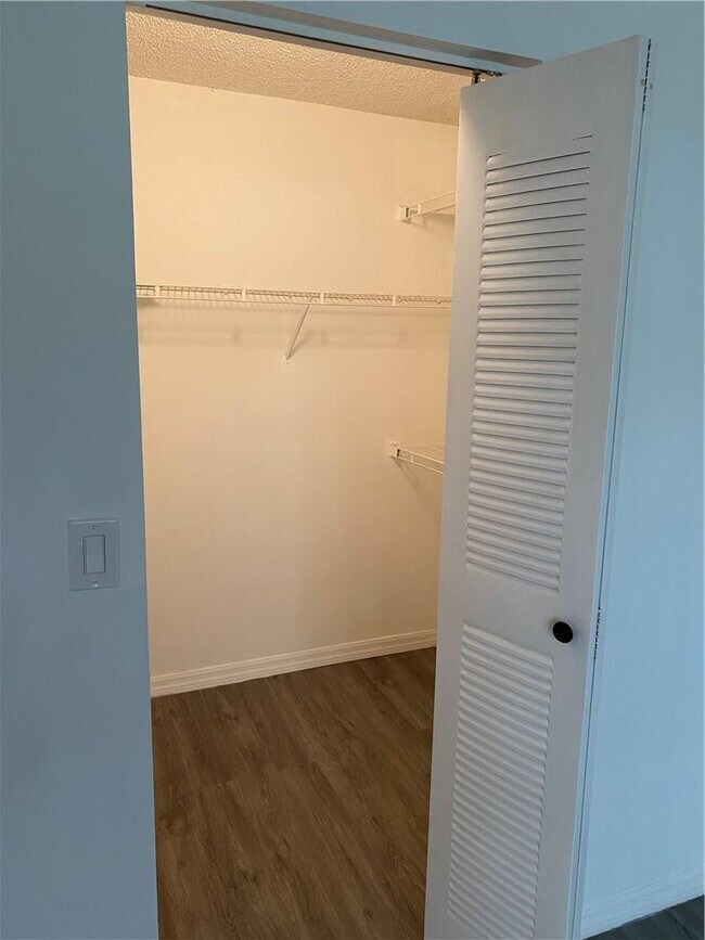 Building Photo - 12112 St.Andrews Pl