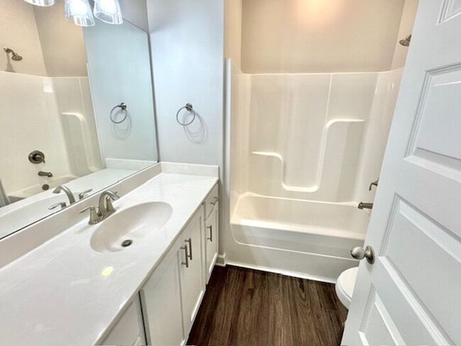 Building Photo - Open House! Move In Special! Now Leasing in Somerville- 4-Bedroom 3 Bath Home, Available Now!