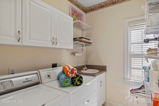 Building Photo - 2835 Inverness Cir SE