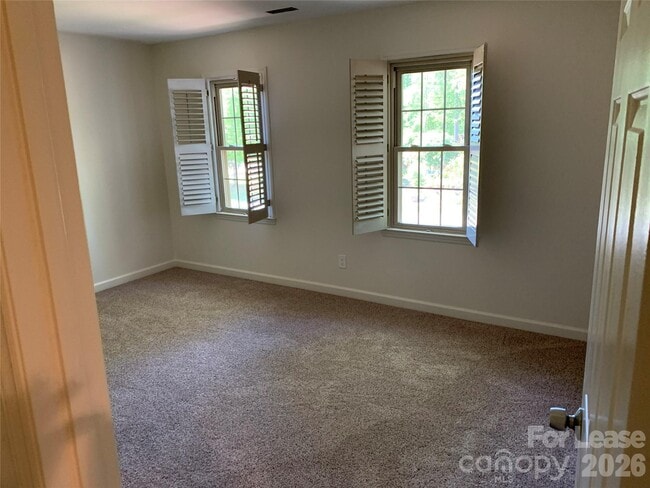 Building Photo - 16518 Greenfarm Rd