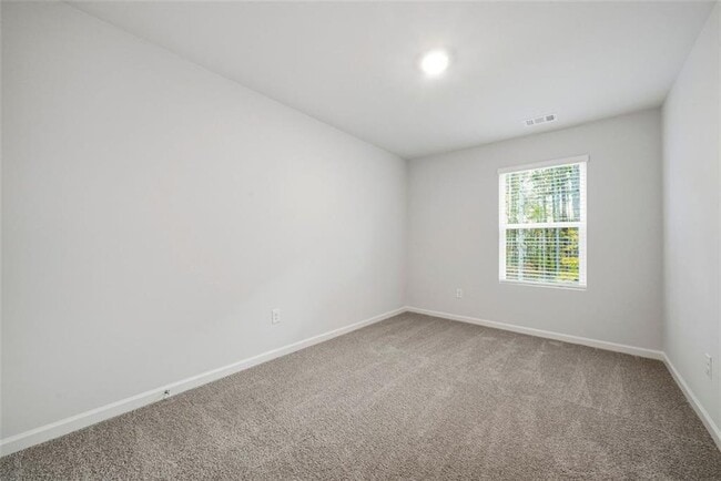 Building Photo - 5961 Skylar Dr