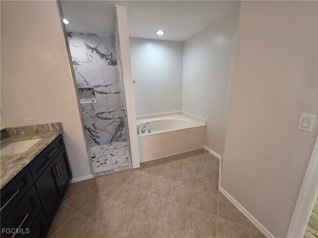 Building Photo - 12899 Stone Tower Loop