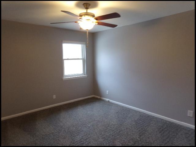 Building Photo - 801 Kierre Dr