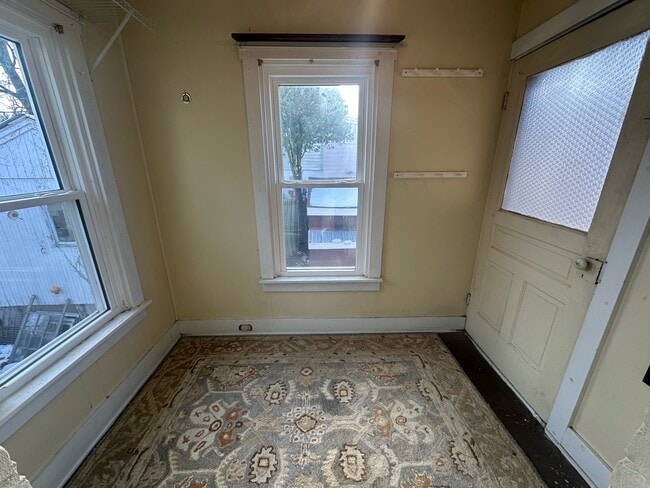 Building Photo - 28 S Charles St