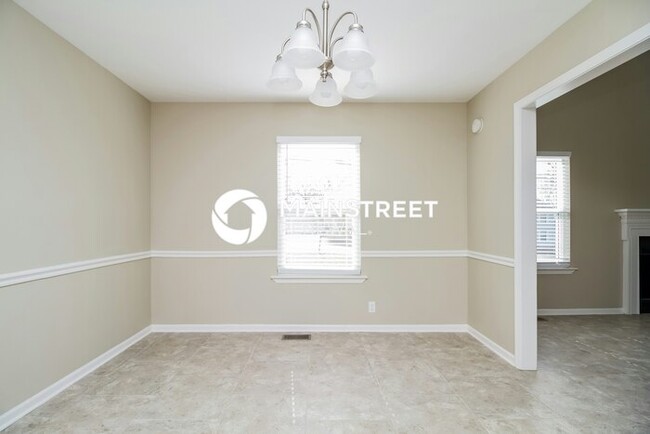 Building Photo - 3292 LUANN Dr