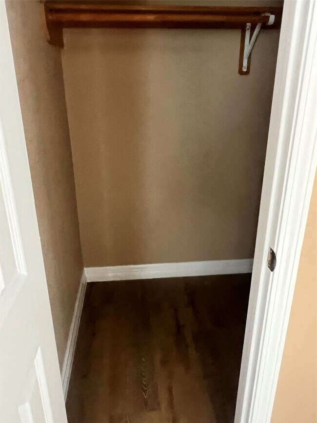 Building Photo - 341 Cartersville St