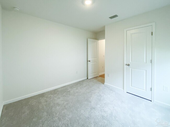 Building Photo - 4631 Carlstrom Ln
