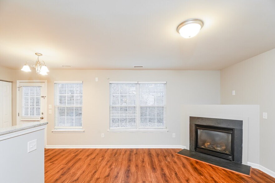 Building Photo - 2822 Filbert St