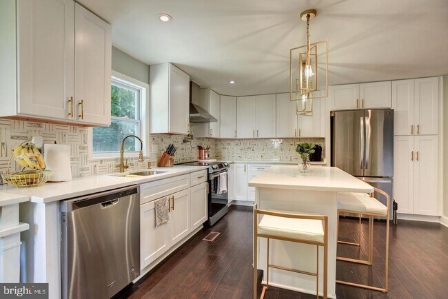 Building Photo - 7310 Torran Rocks Way