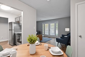 Building Photo - Premier Apartments