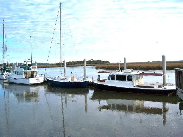 Building Photo - 13 Hidden Harbor Rd