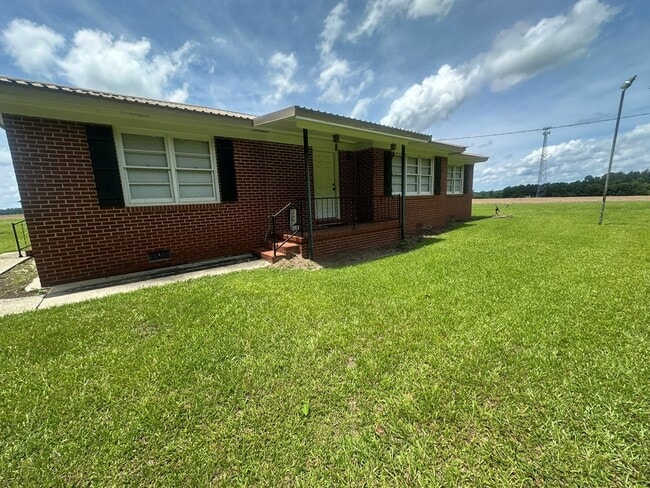 Building Photo - 266 Presley Suber Rd
