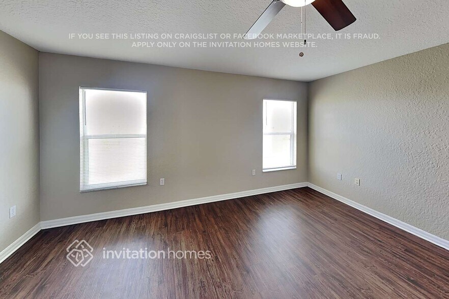 Building Photo - 7090 Chatum Light Run