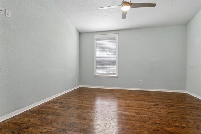 Building Photo - 5720 Dalden Dr