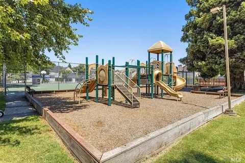 Building Photo - 8368 Windmill Farms Dr