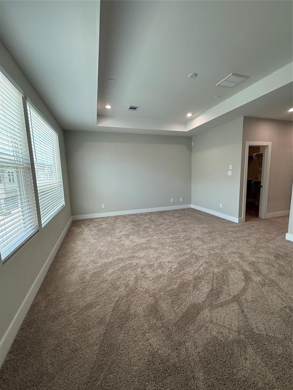 Building Photo - 8110 Esther Acres Ln