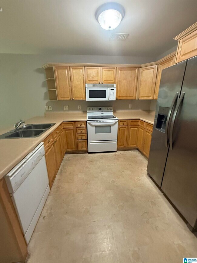 Building Photo - 5744 Colony Ln