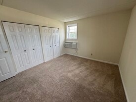 Building Photo - 2 S Swarthmore Ave