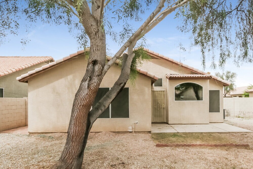 Building Photo - 2231 N 89th Ave
