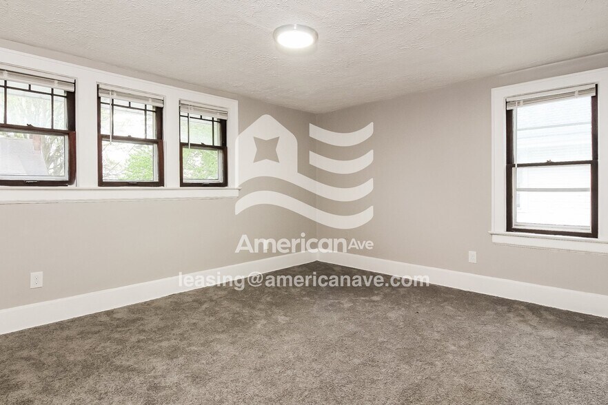 Building Photo - 813 Fess Ave