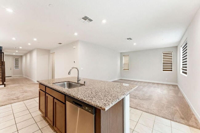 Building Photo - 4216 Doug Fir Ln