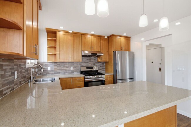 Building Photo - 1603 Ortega St