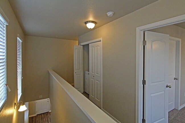Building Photo - 619 Westfield Blvd