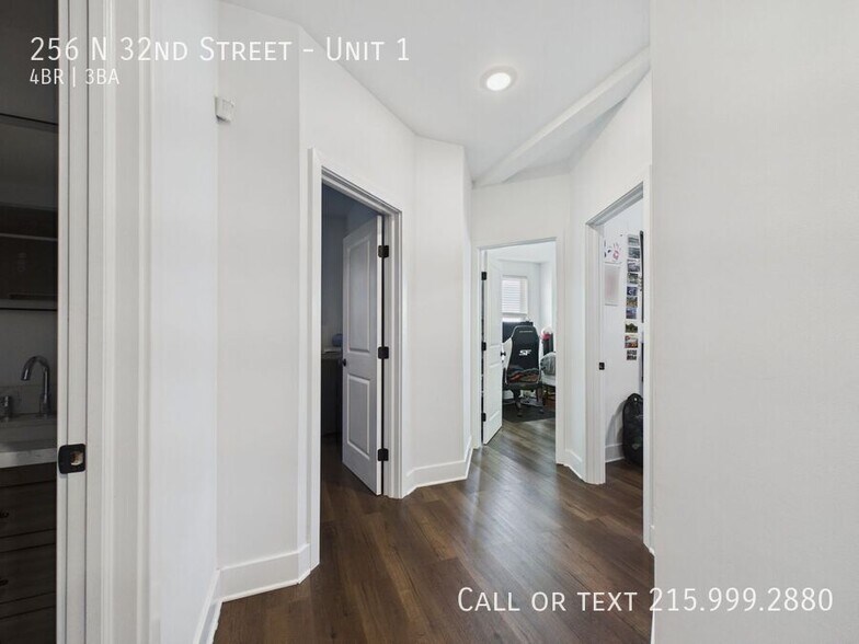 Building Photo - 256 N 32nd St