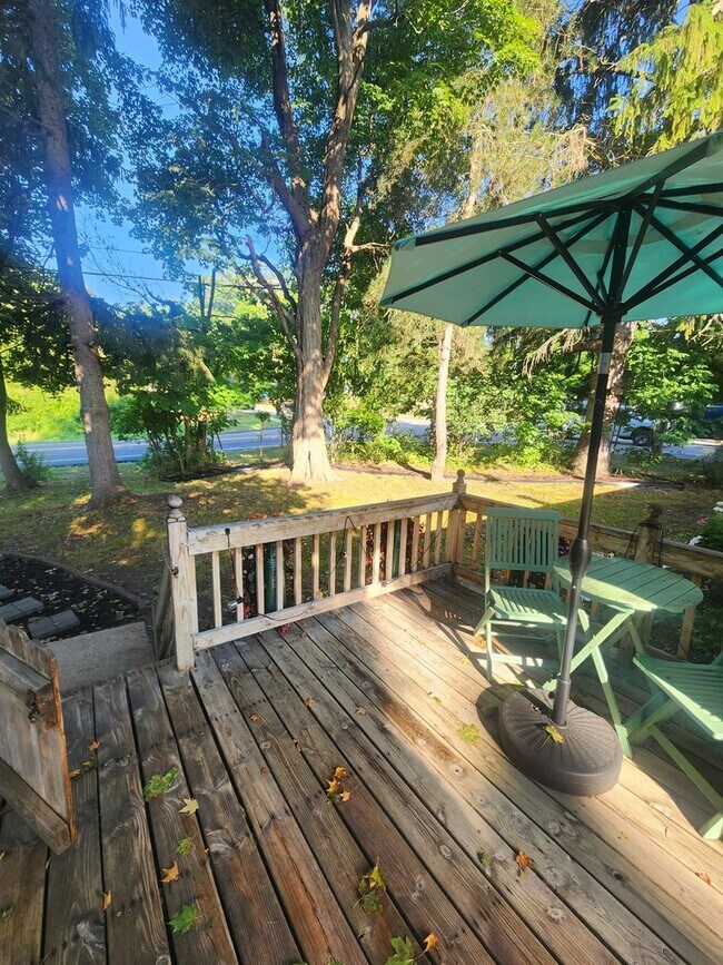 Building Photo - Charming Cottage-Style Home for Rent in Or...